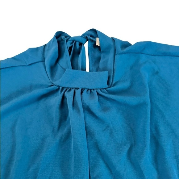 The Line of Style Blue Batwing Sleeve Collar Tie Back Size Small - Picture 14 of 17